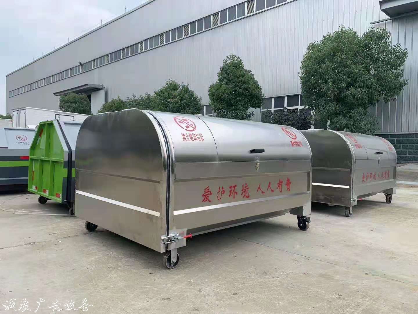 云南玉溪东风垃圾车 定做环卫垃圾箱产品多 样式全 不同材质